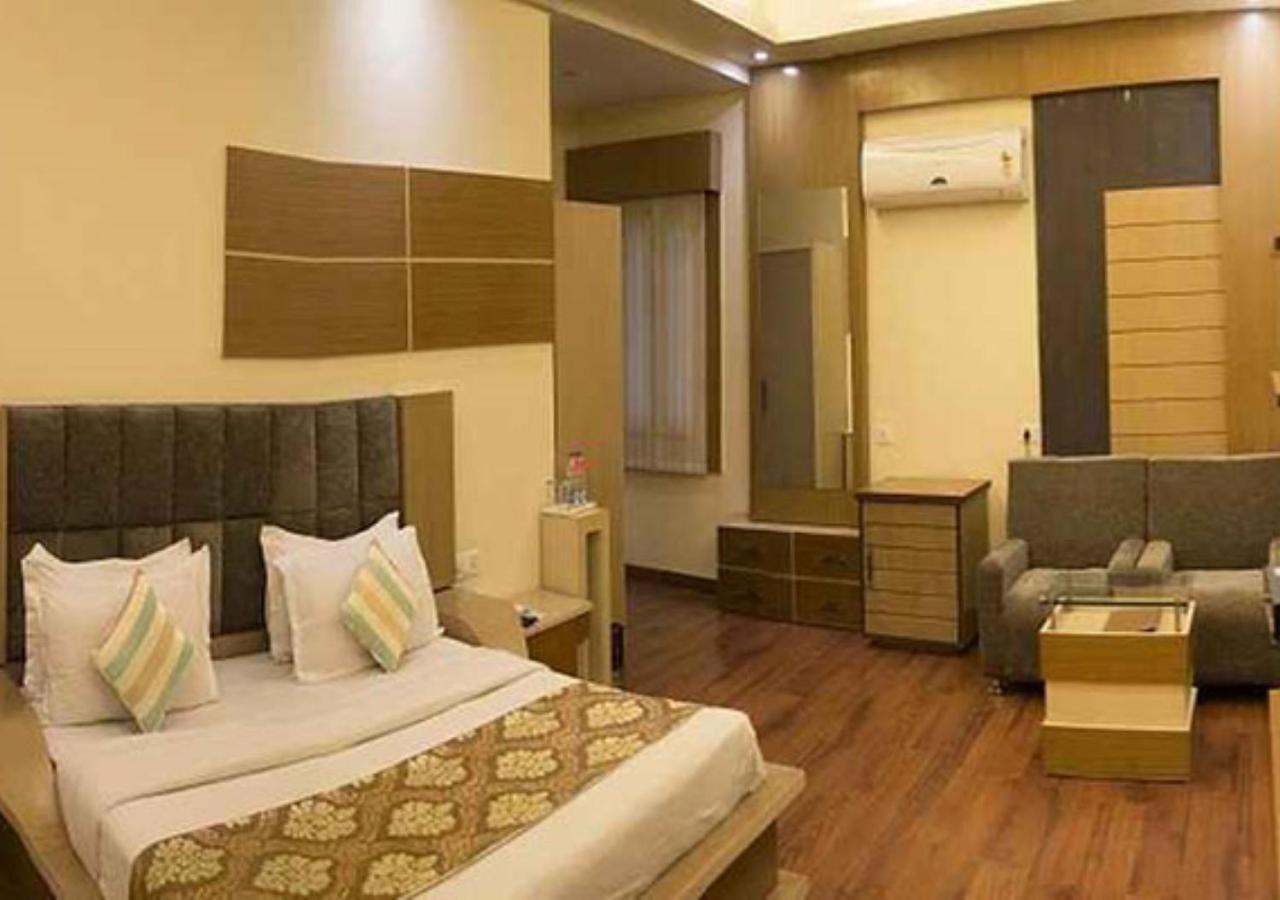 Hotel The India Benares Exterior foto