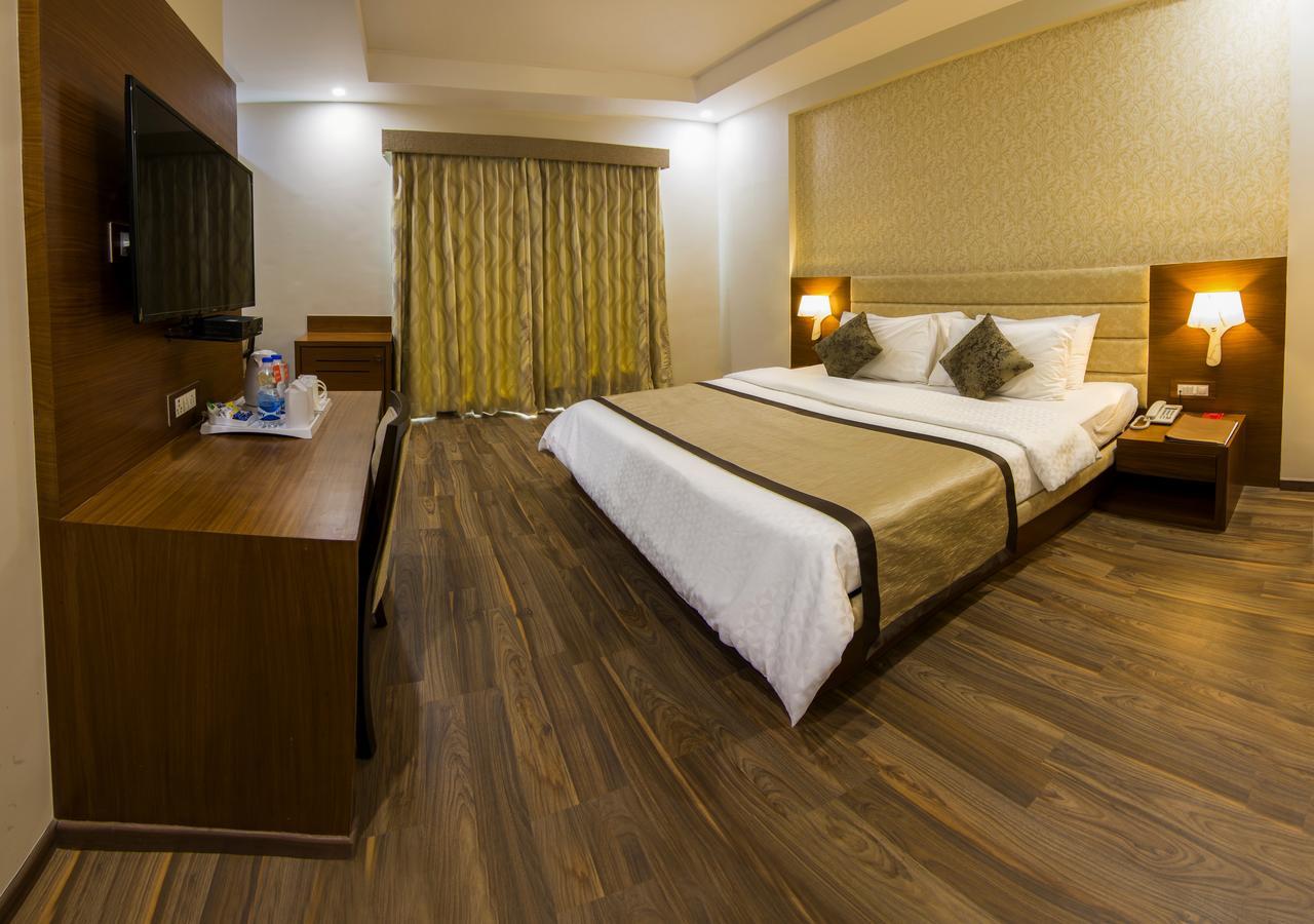 Hotel The India Benares Exterior foto